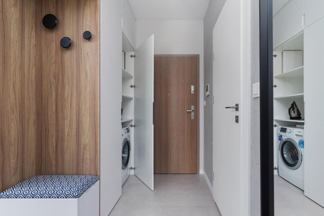 Lotniczowka Apartments By Renters Prestige Krakkó Kültér fotó