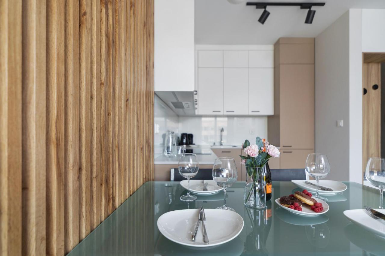 Lotniczowka Apartments By Renters Prestige Krakkó Kültér fotó