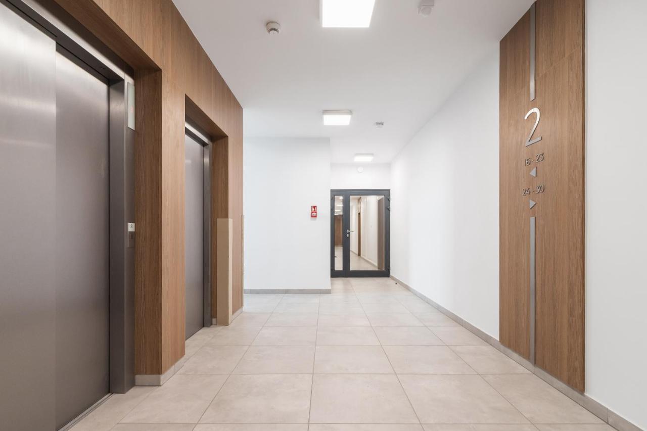 Lotniczowka Apartments By Renters Prestige Krakkó Kültér fotó