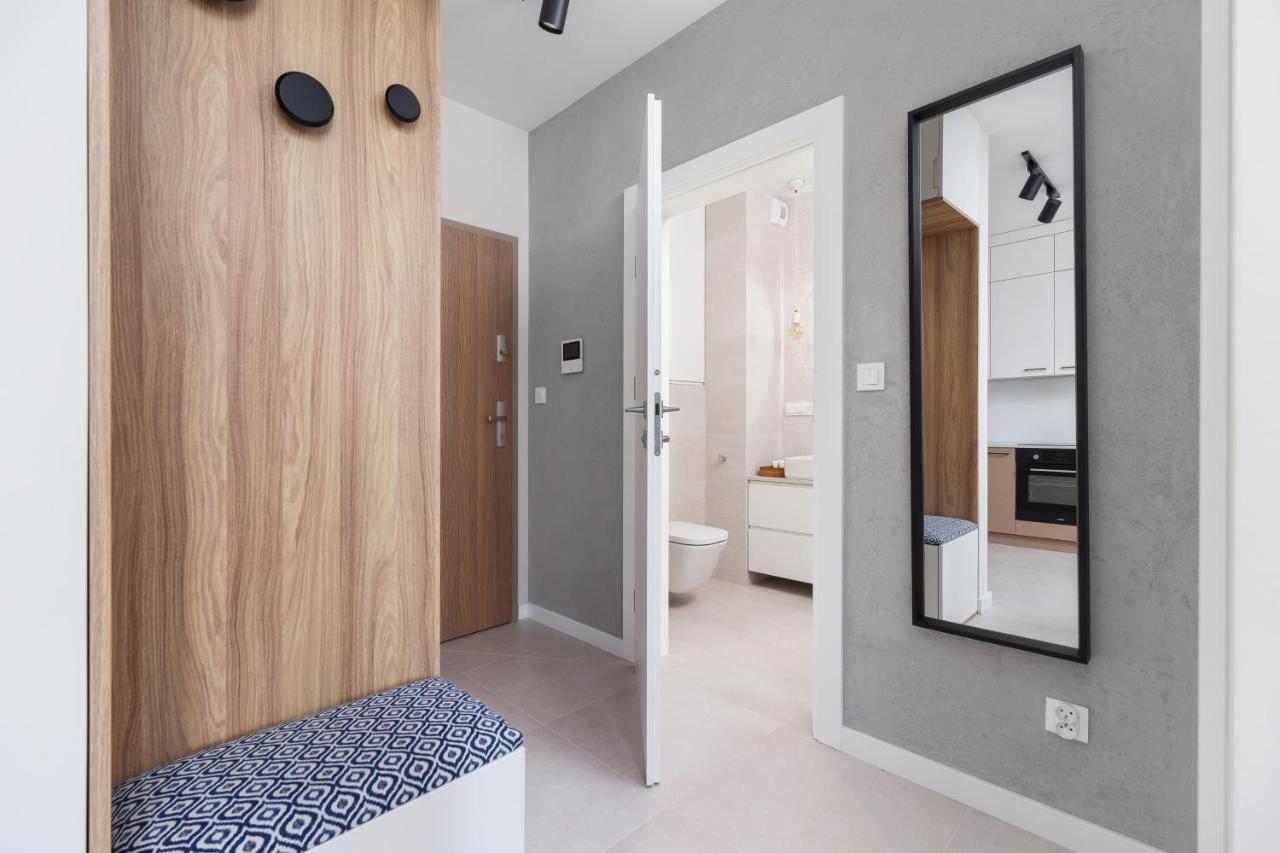 Lotniczowka Apartments By Renters Prestige Krakkó Kültér fotó