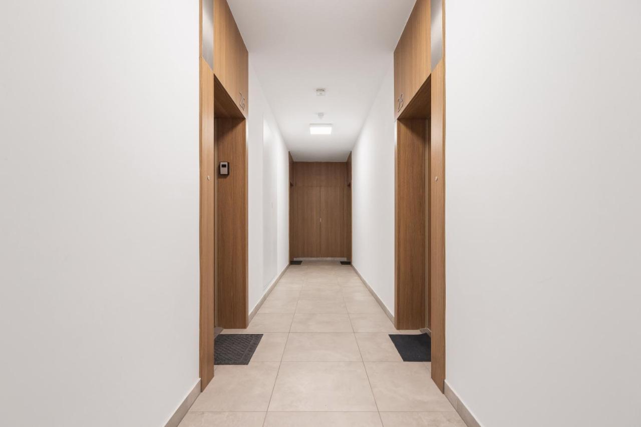 Lotniczowka Apartments By Renters Prestige Krakkó Kültér fotó